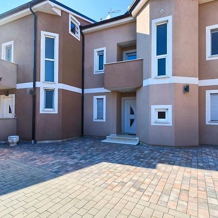 Lovely Fazana Apartments 400M From The Sea Luaran gambar